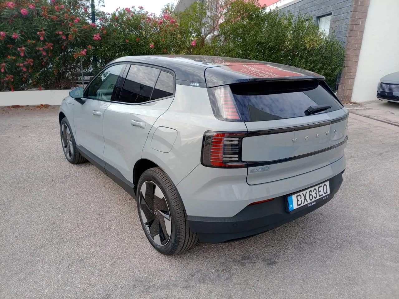 Volvo EX30 69 kWh Single Extended Range 272cv Plus 3