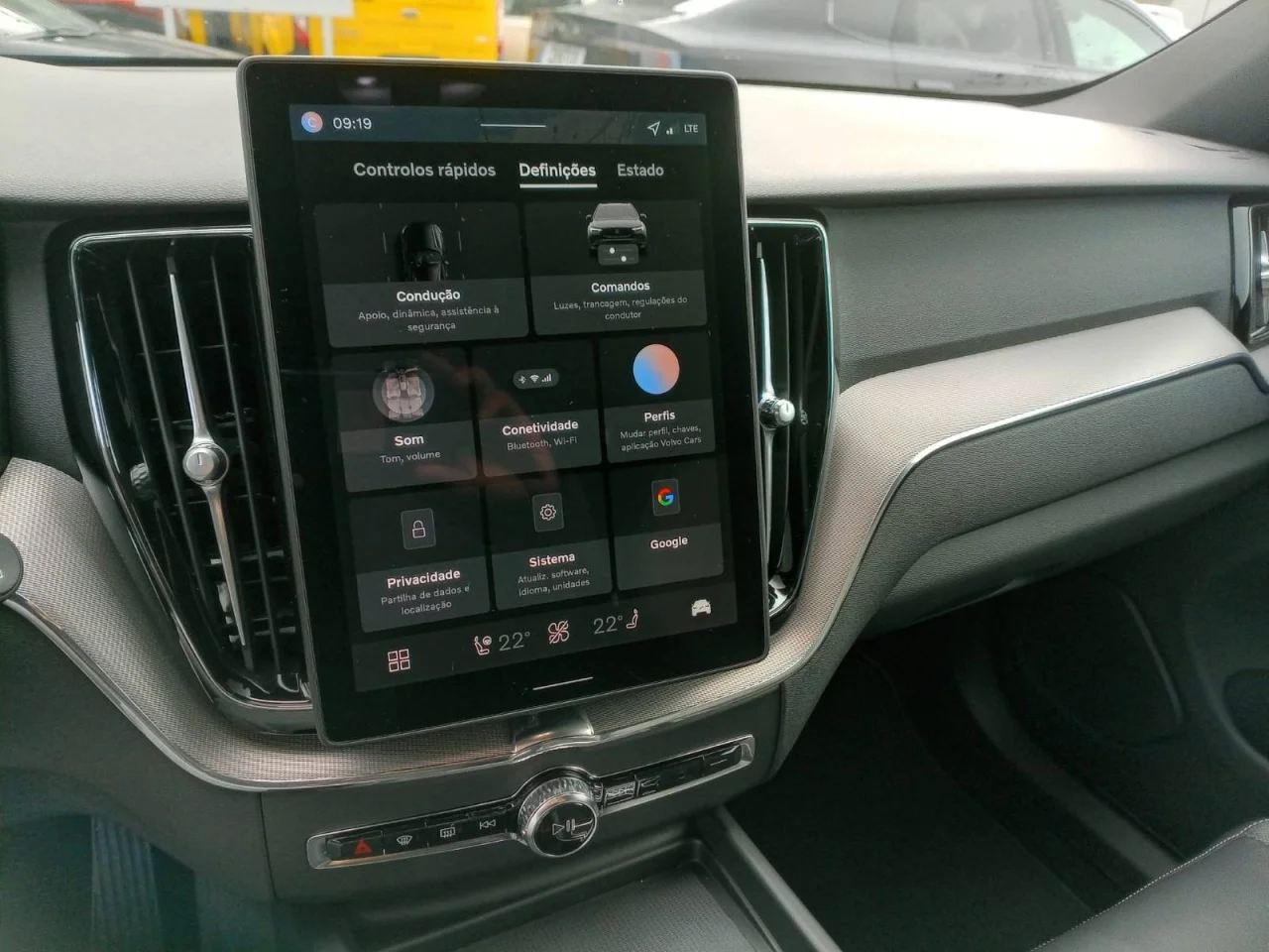 Volvo XC60 T6 350cv Black Edition PHEV Gasolina 8