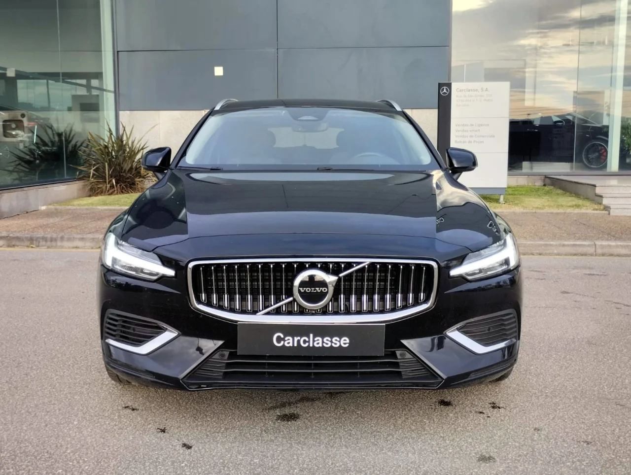 Volvo V60 T6 Core 355 Cv PHEV 11