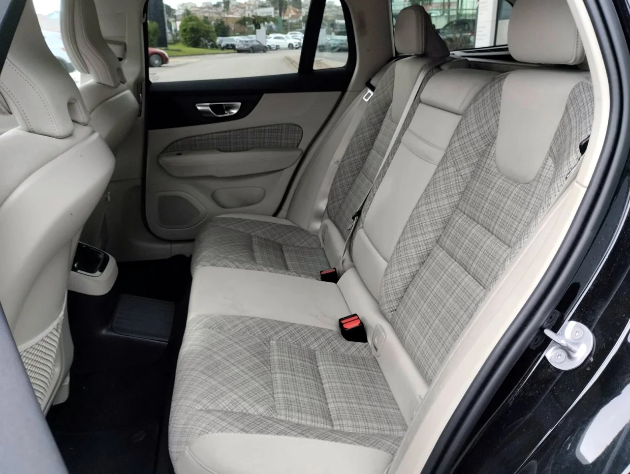 Volvo V60 T6  PHEV 350cv Core 6