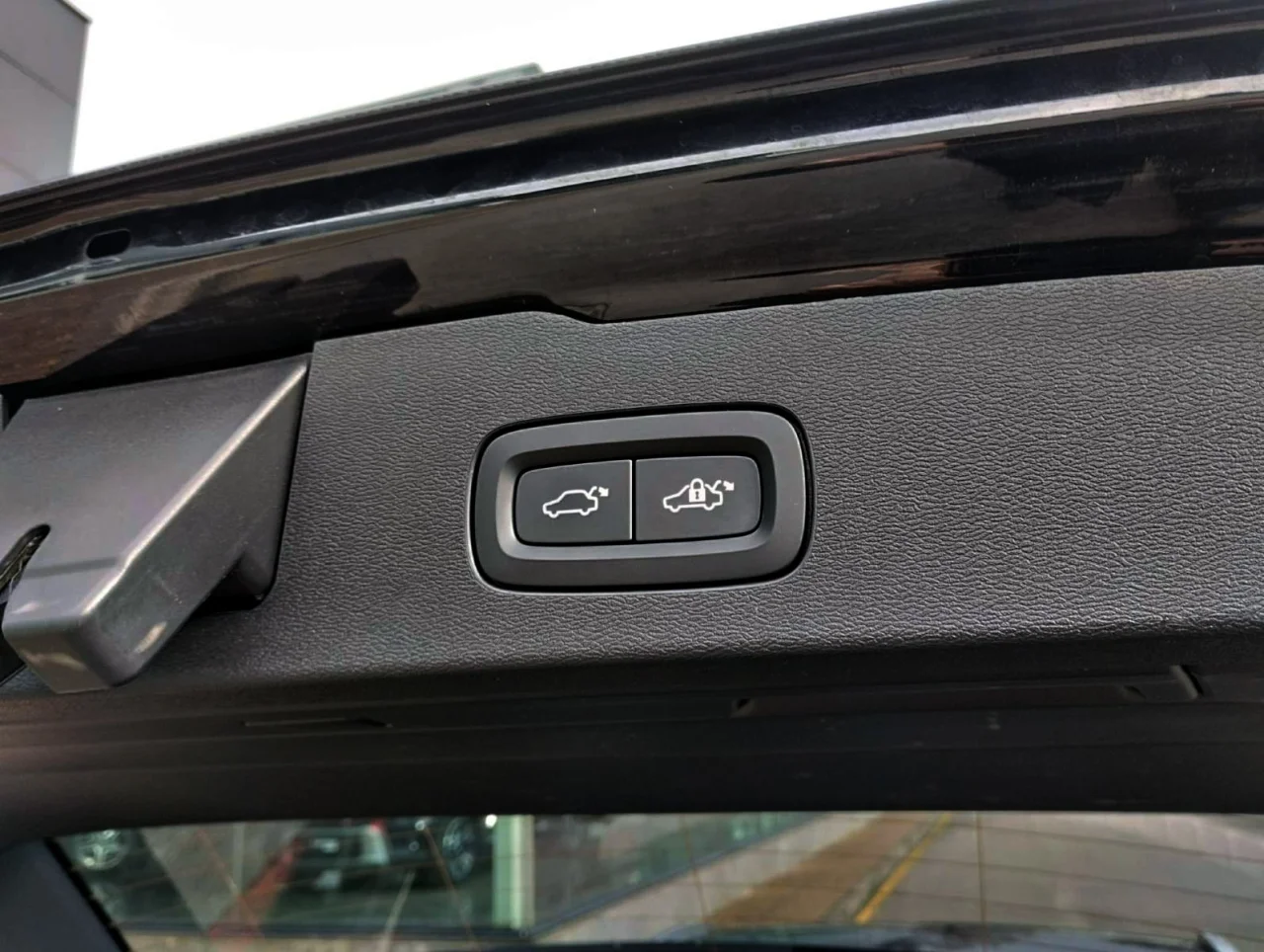 Volvo V60 T6  PHEV 350cv Core 7