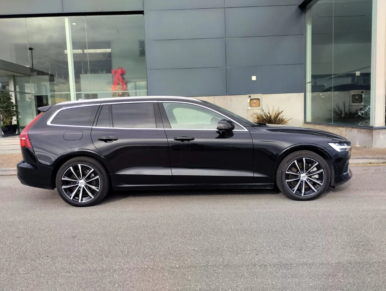 Volvo V60 T6  PHEV 350cv Core 8