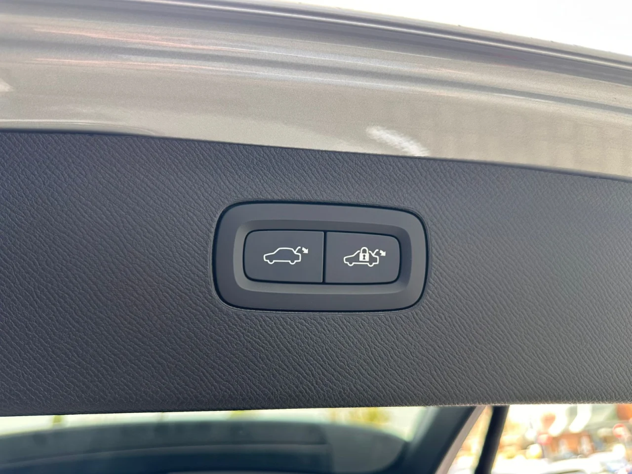 Volvo XC 90 T8 455cv Plus Bright 10