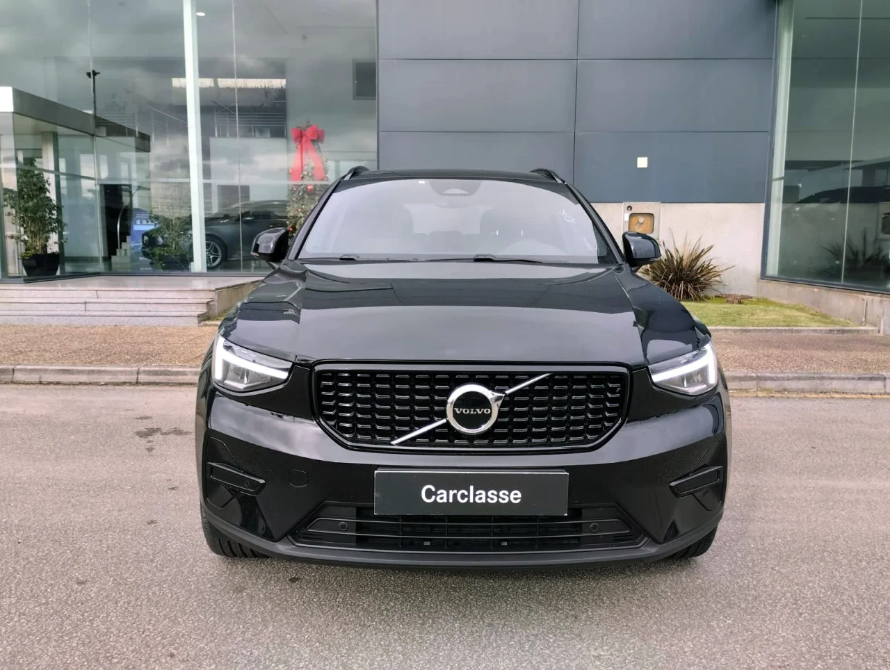 Volvo XC40  Plus Dark Mhev 13