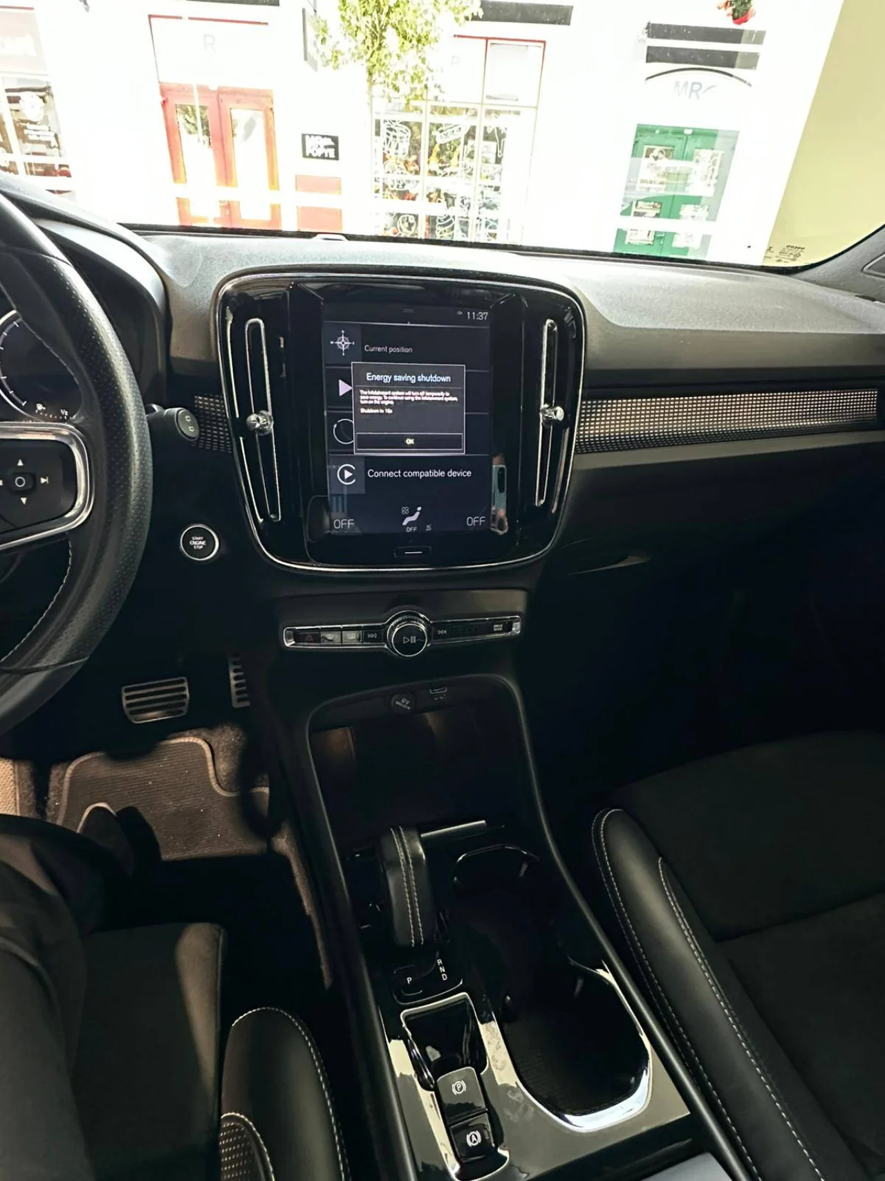 Volvo XC40 T4  R-Design 3