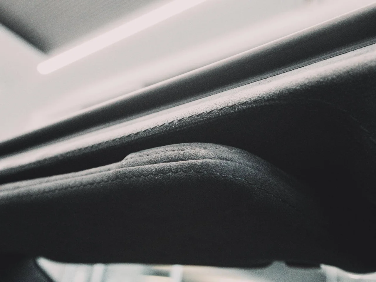 Mercedes-Benz SL 63 AMG V8 Roadster 8