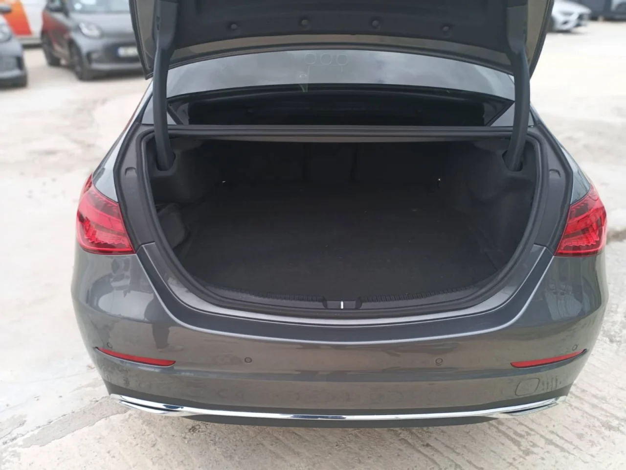 Mercedes Classe C 300de Avantgarde Advanced Limousine 10