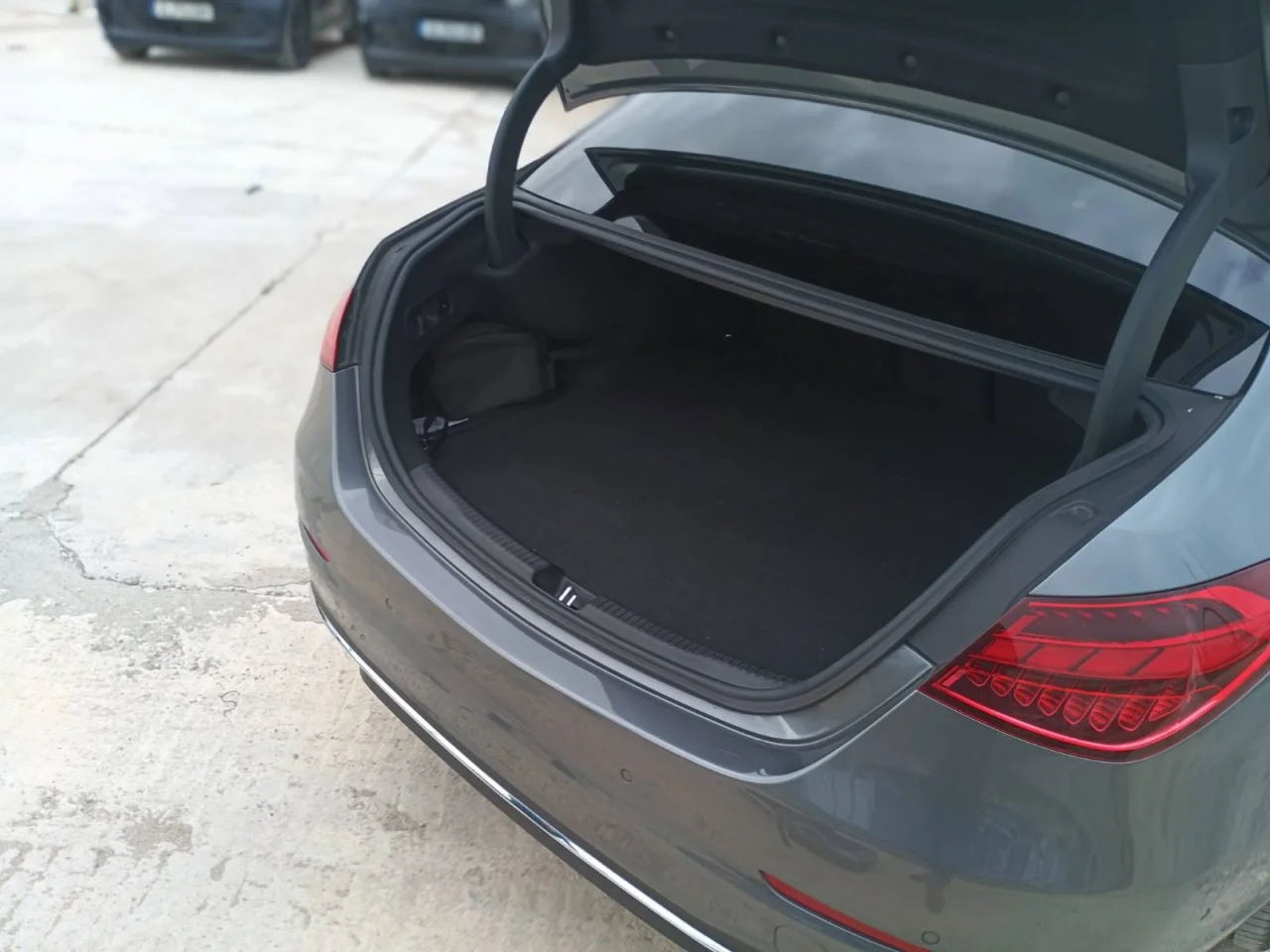 Mercedes Classe C 300de Avantgarde Advanced Limousine 11