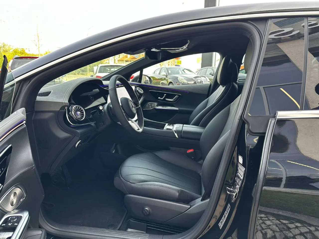 Mercedes Classe EQE 300 Eletric Art Limousine 3