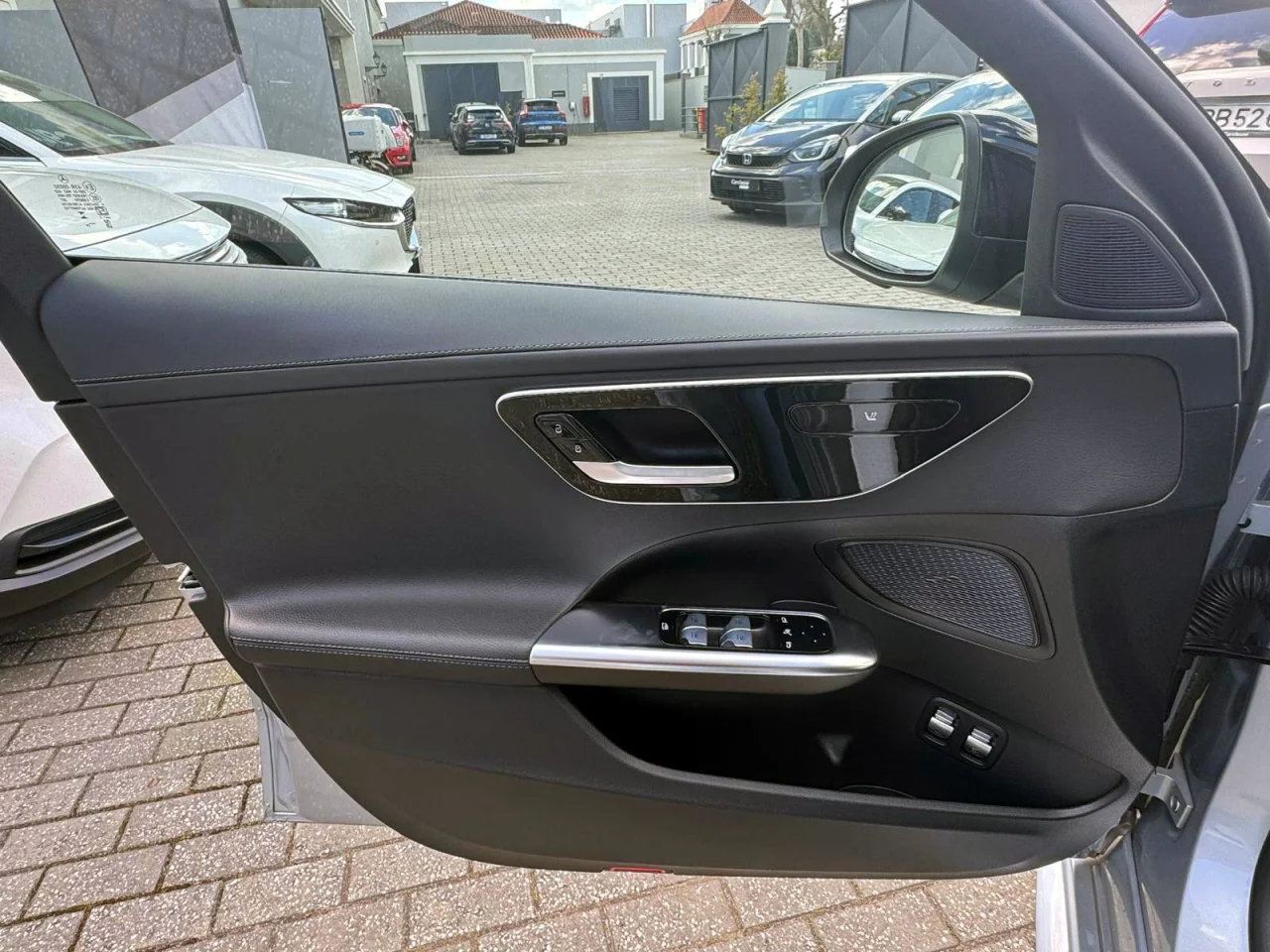 Mercedes Classe C 300e Sation AMG Premium 11