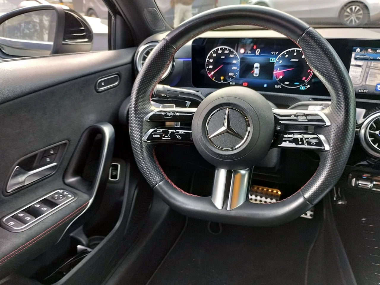 Mercedes Classe A 200 AMG Advanced Plus Limousine 2