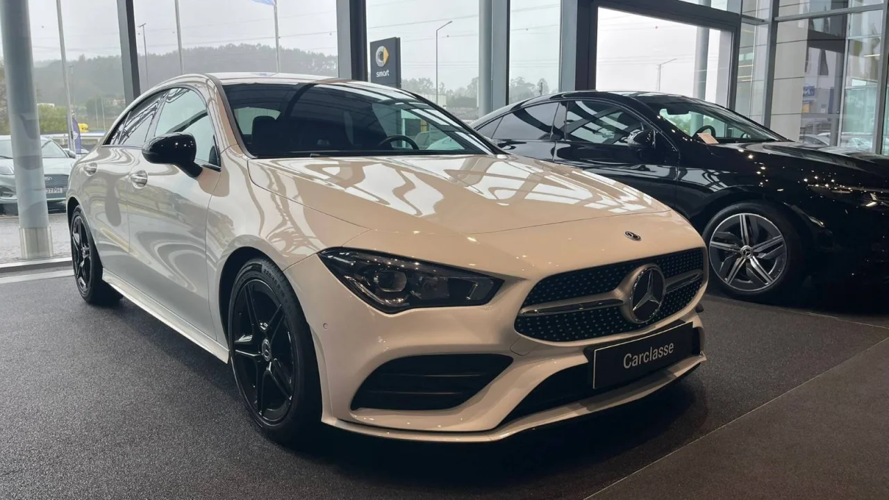 Mercedes Classe CLA 180d AMG Coupé 6