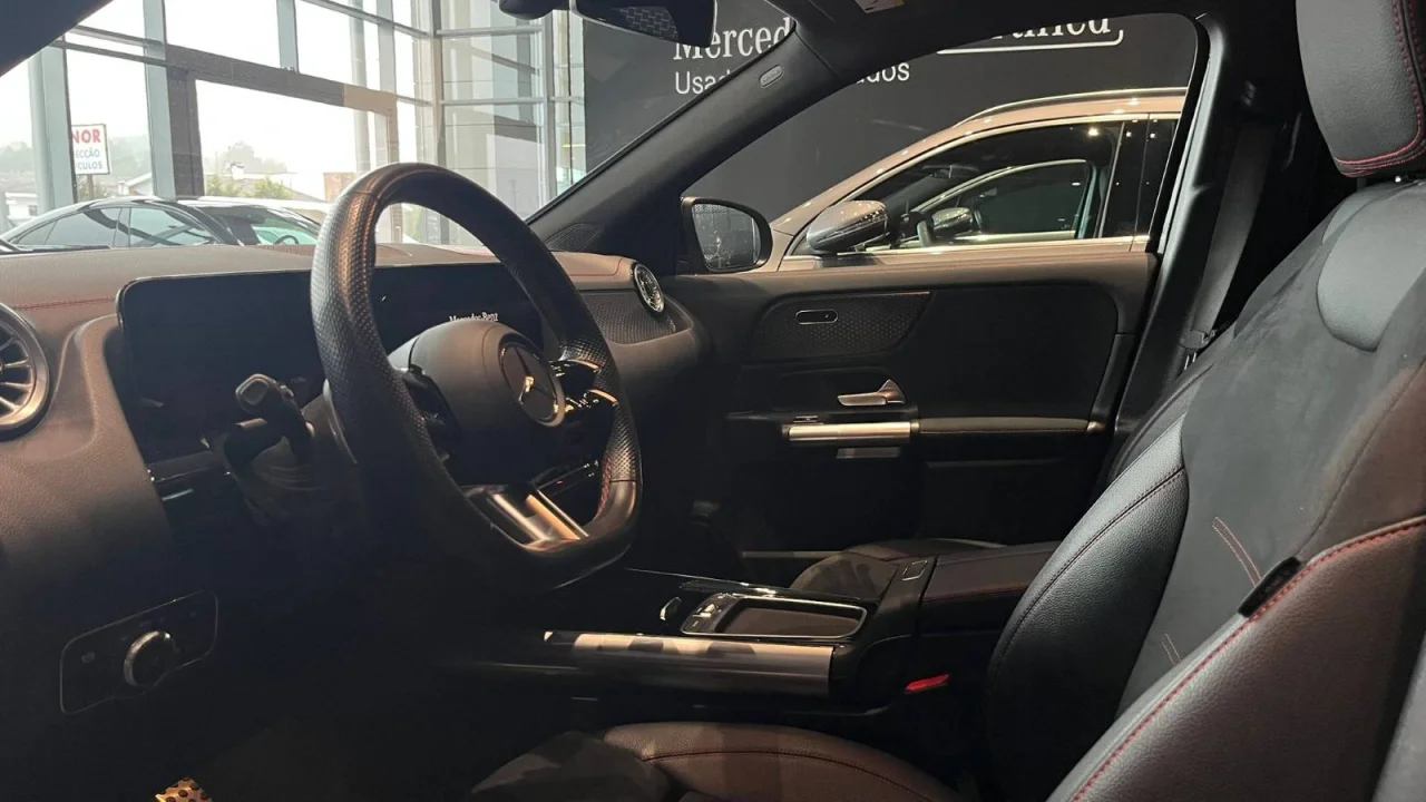 Mercedes Classe EQA 250+ AMG Advanced 1