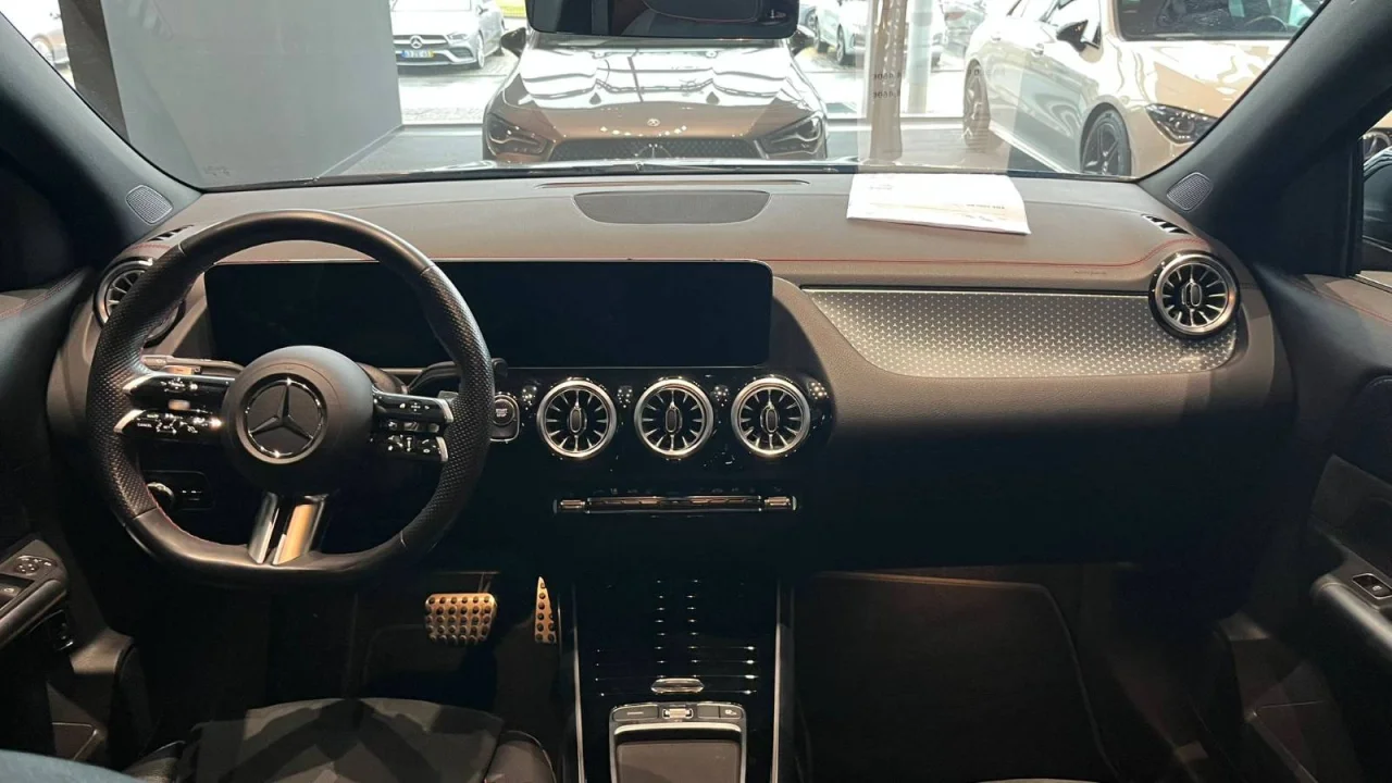 Mercedes Classe EQA 250+ AMG Advanced 2