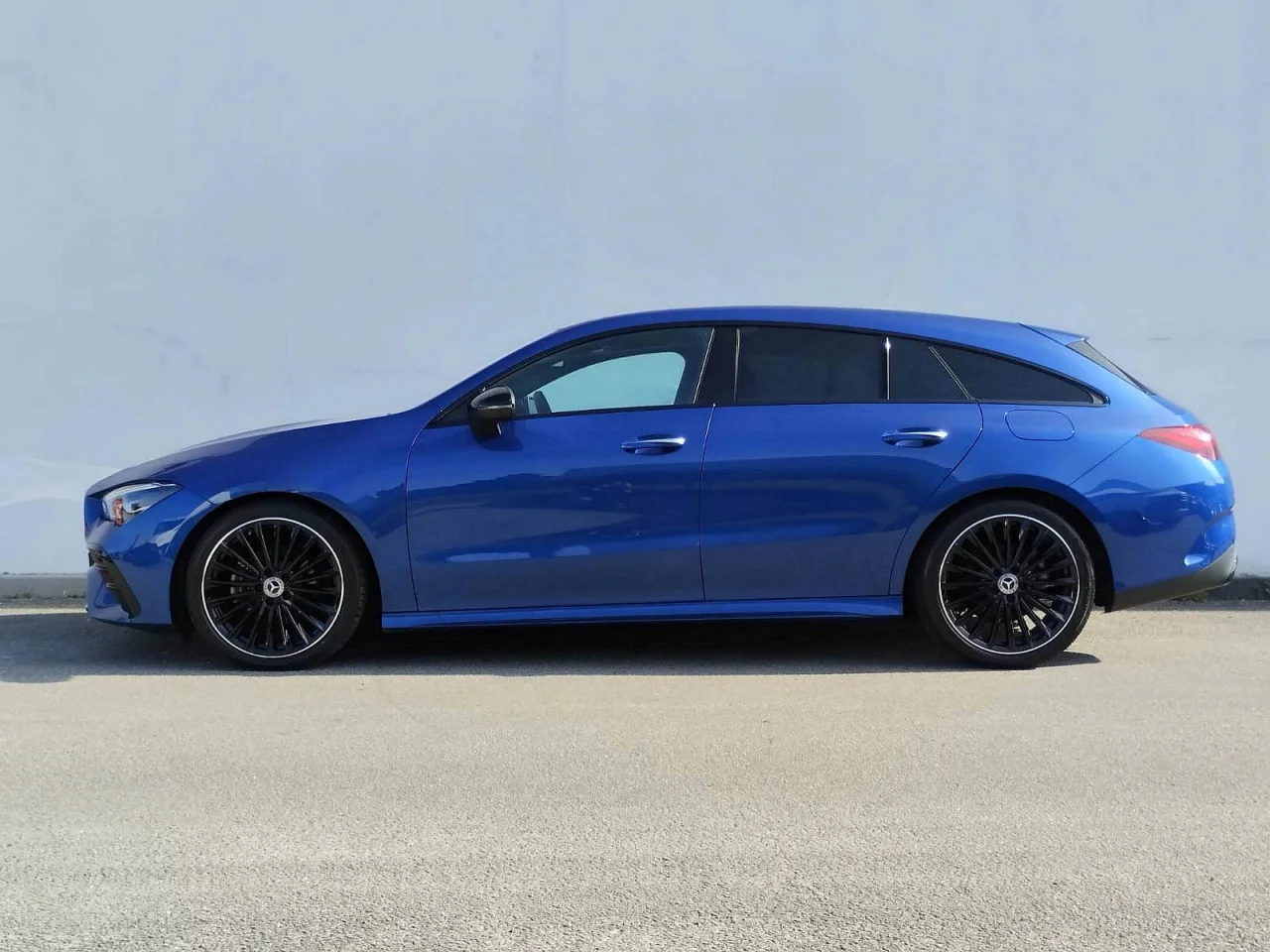 Mercedes Classe CLA 180d Shooting Brake AMG Advanced Plus 11