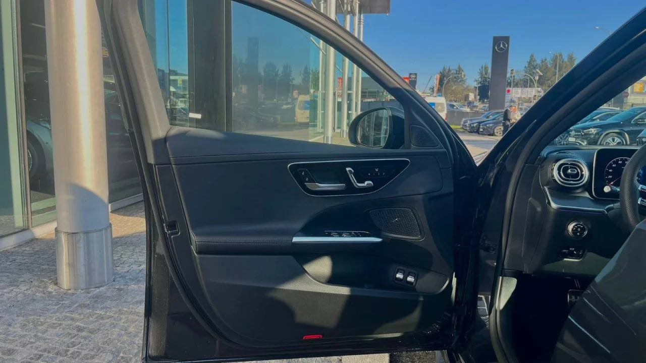 Mercedes Classe C 300e AMG Advanced Plus Limousine 3