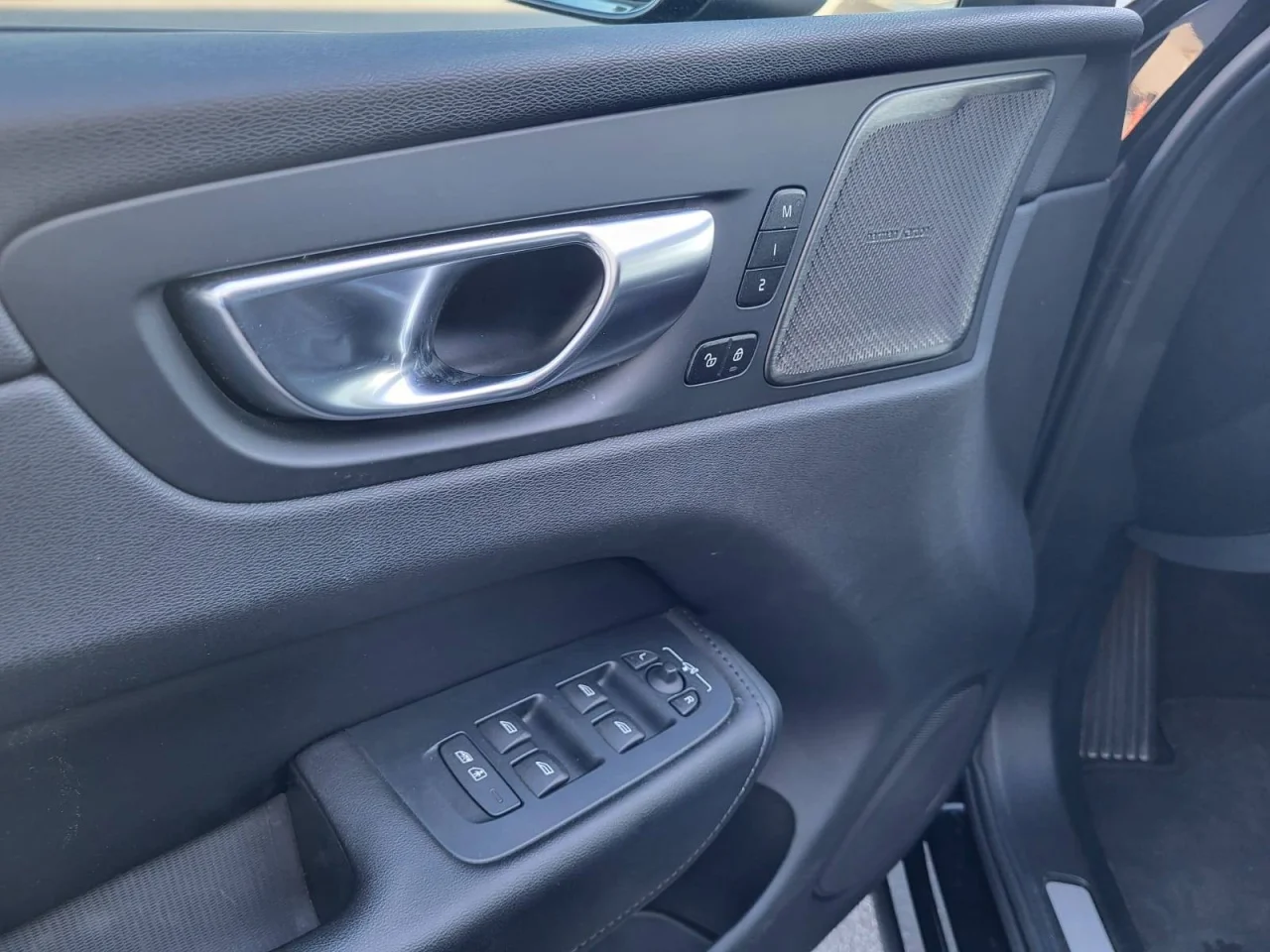 Volvo XC60 T6 350cv PHEV Plus Bright auto 3