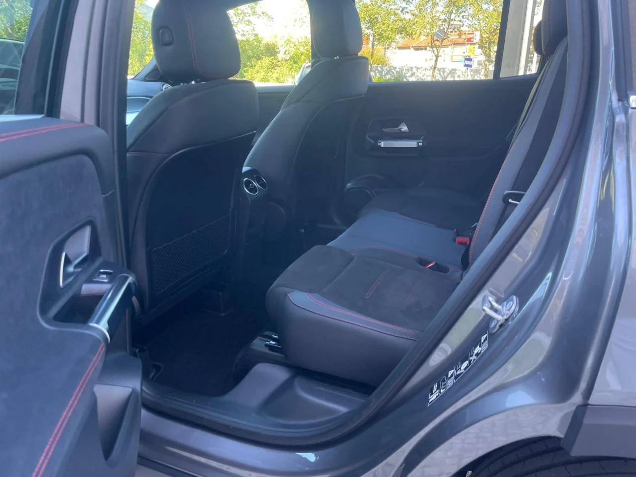 Mercedes Classe GLB 180d  AMG Advanced Plus 7 Lugares 3