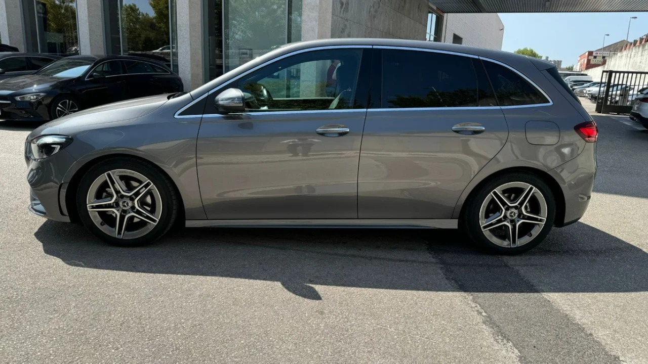 Mercedes Classe B 180d AMG 6