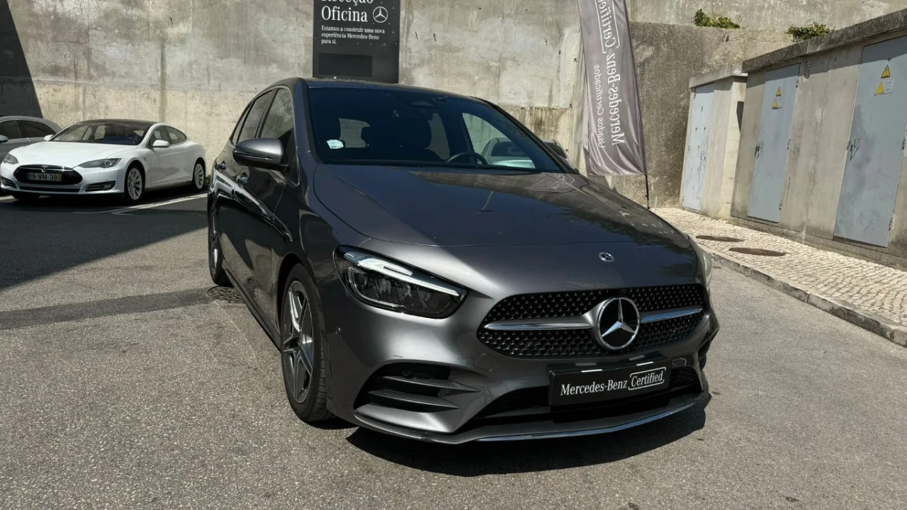 Mercedes Classe B 180d AMG 12