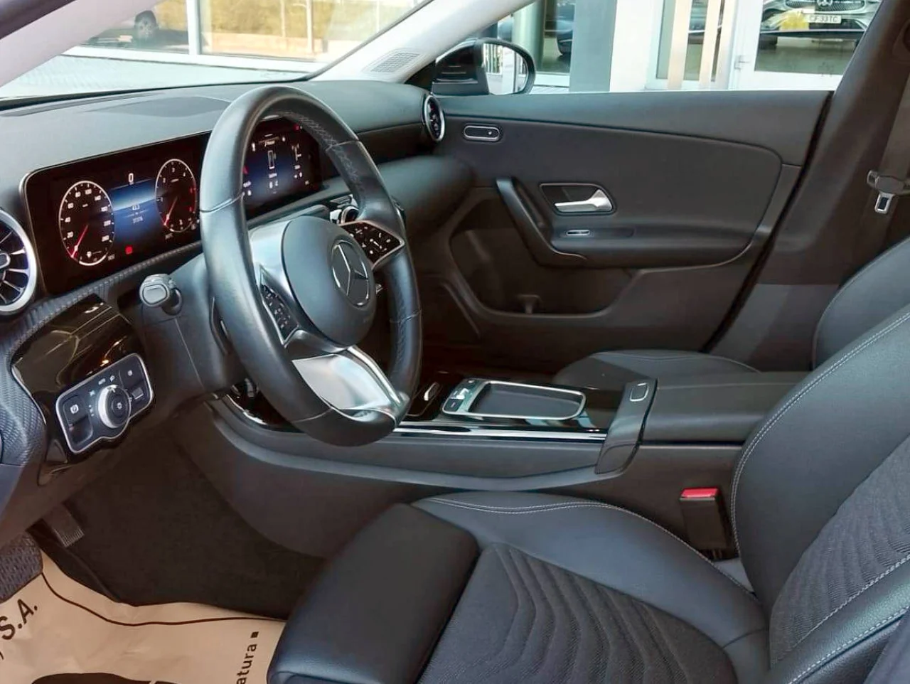 Mercedes Classe CLA 180d Shooting Brake Advanced 1