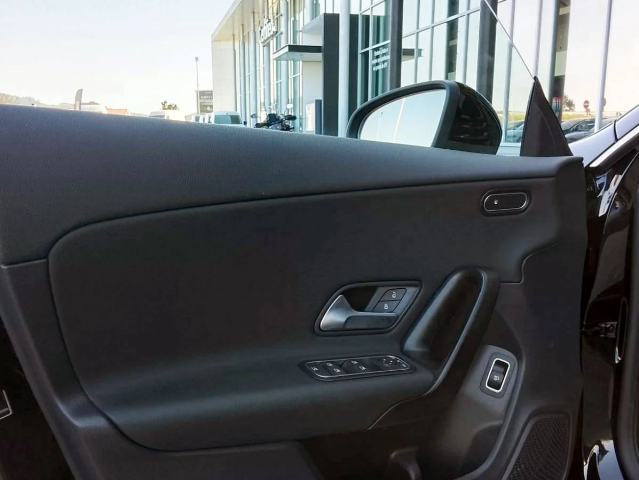 Mercedes Classe CLA 180d Shooting Brake Advanced 4