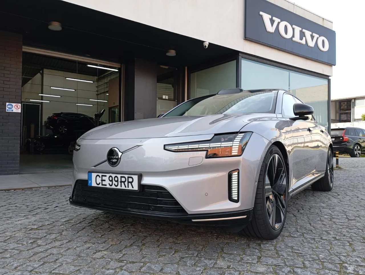 Volvo ES90 Ultra Single Motor Extended Range