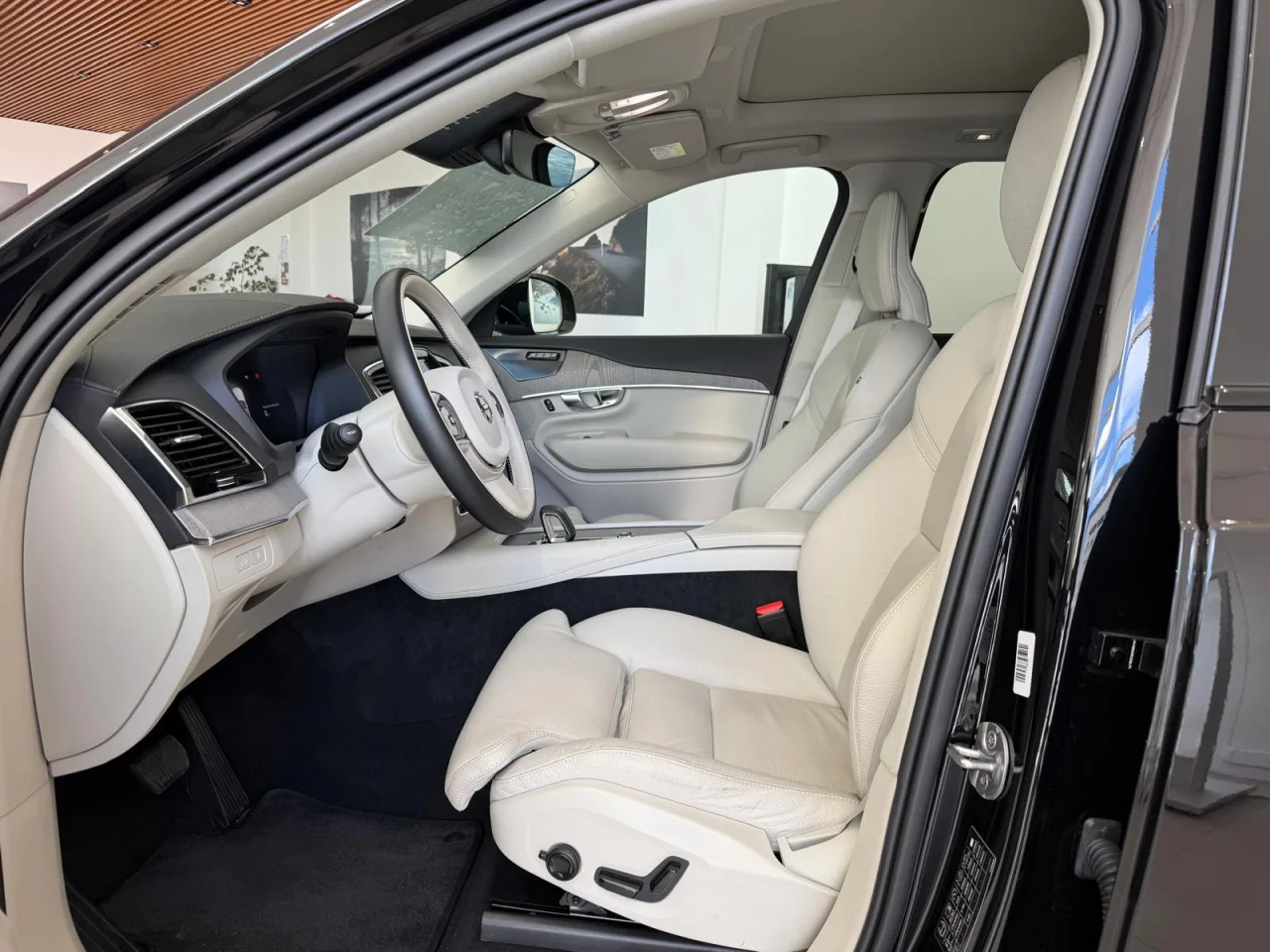 Volvo XC90 T8  Plus Dark 7 Lugares 1