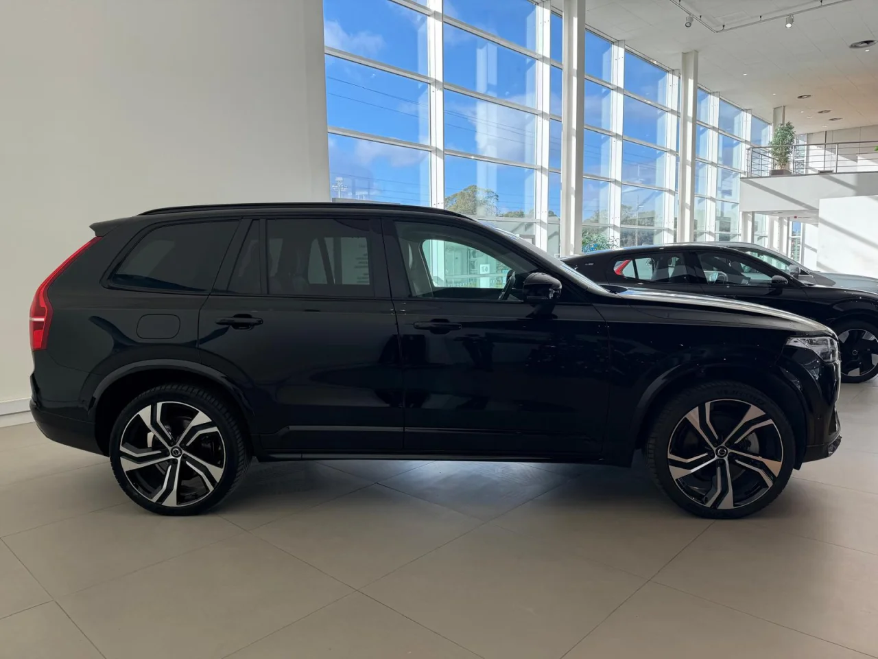 Volvo XC90 T8  Plus Dark 7 Lugares 5