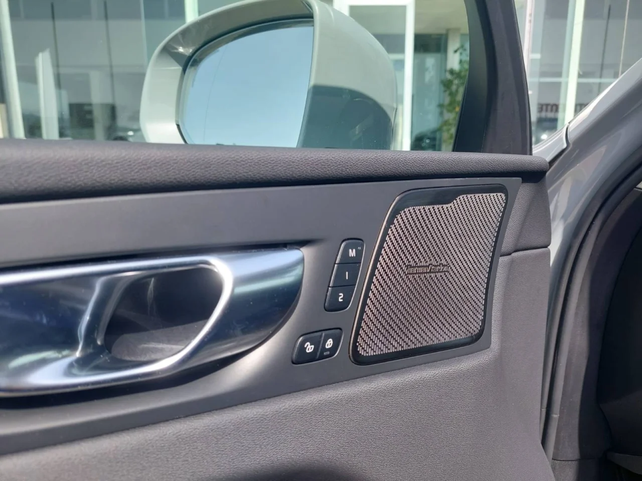 Volvo XC60 T6 350cv PHEV Plus Bright 8