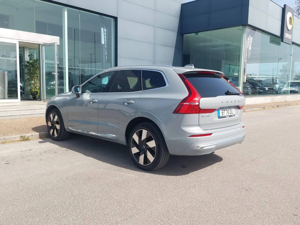 Volvo XC60 T6 350cv PHEV Plus Bright 12