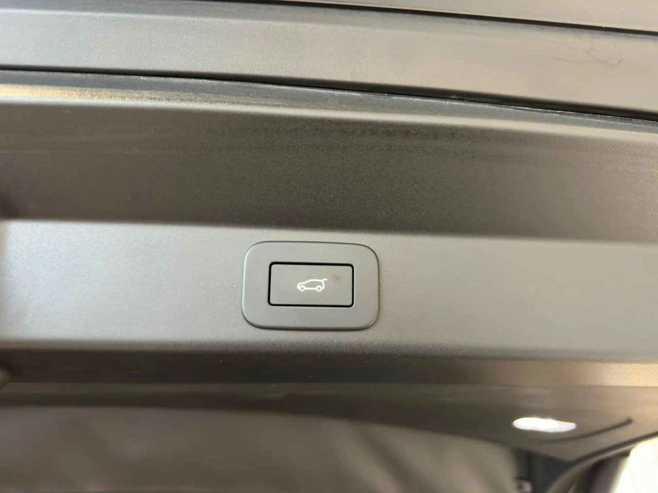 Land Rover Range Rover Sport 3.0 P 440 e PHEV First Edition 8