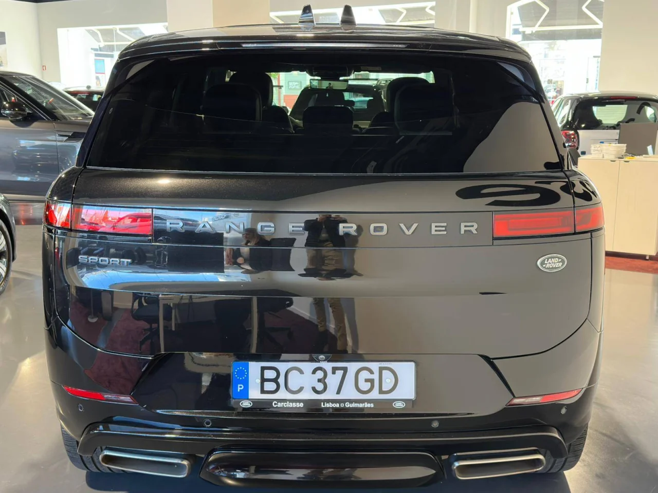 Land Rover Range Rover Sport 3.0 P 440 e PHEV First Edition 9