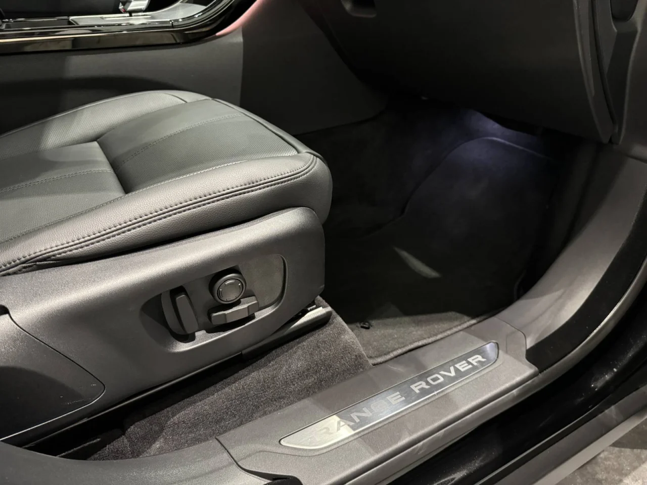 Land Rover Range Rover Velar P 400 e S 3