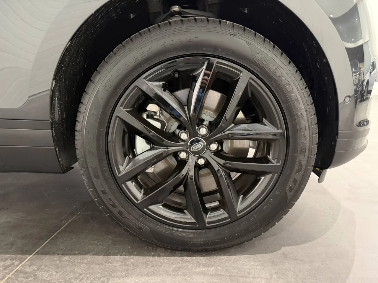 Land Rover Range Rover Velar P 400 e S 15