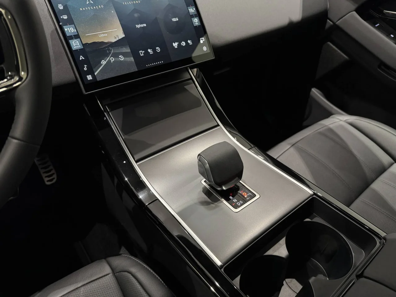 Land Rover Range Rover Evoque SUV P 269 e S 9