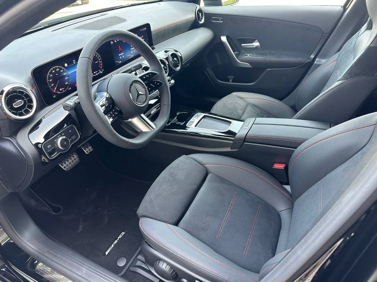 Mercedes Classe A 250e AMG Advanced 1