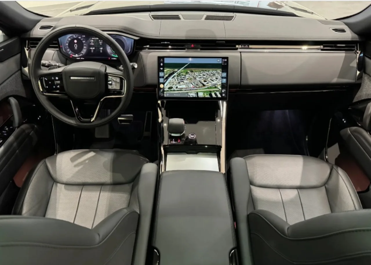 Land Rover Range Rover Sport 3.0 P440 e Dynamic SE 1