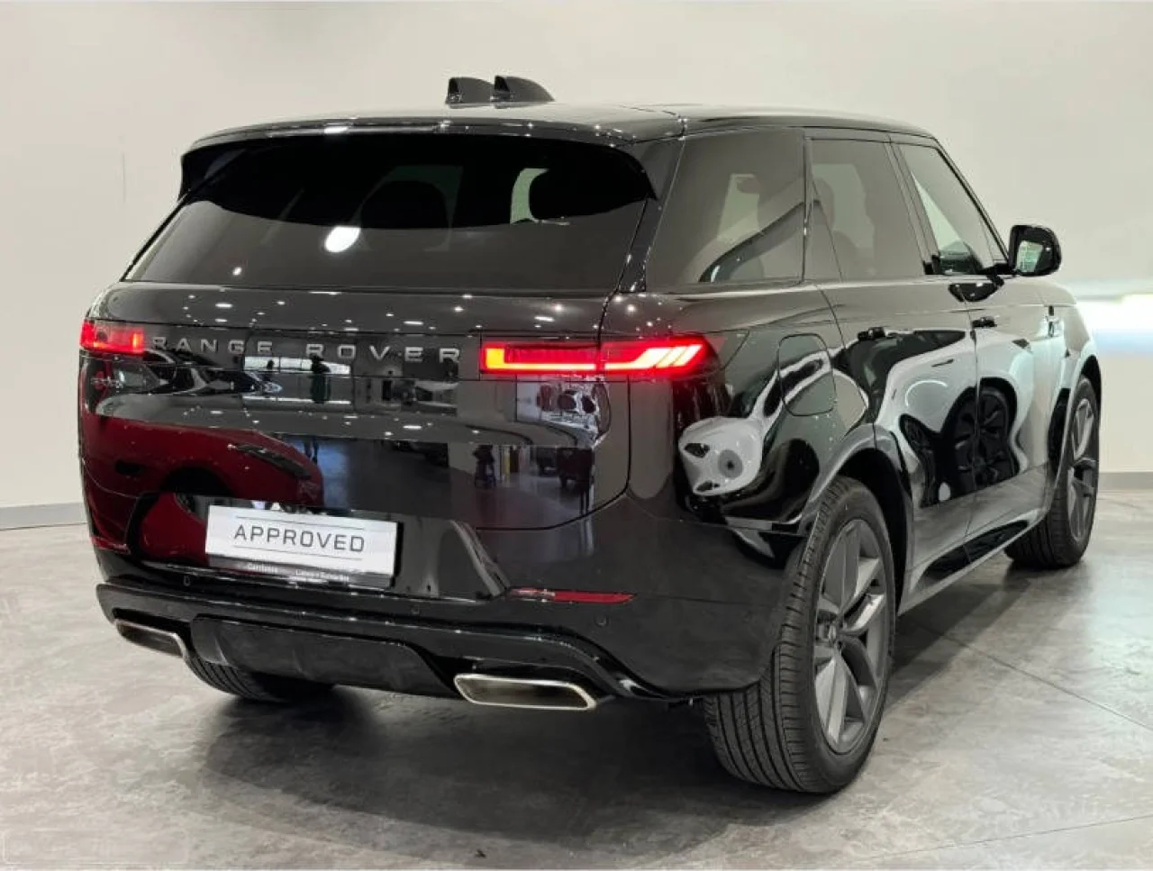 Land Rover Range Rover Sport 3.0 P440 e Dynamic SE 11