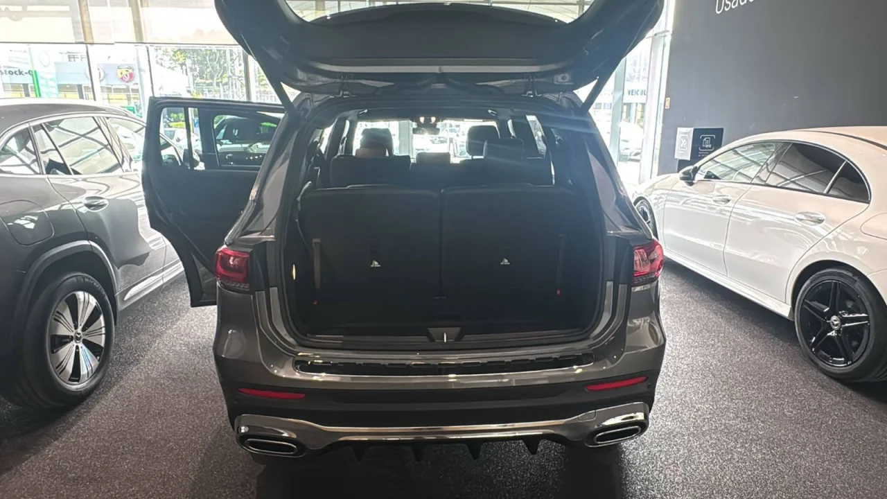 Mercedes Classe GLB 180d AMG - 7 Lugares 5