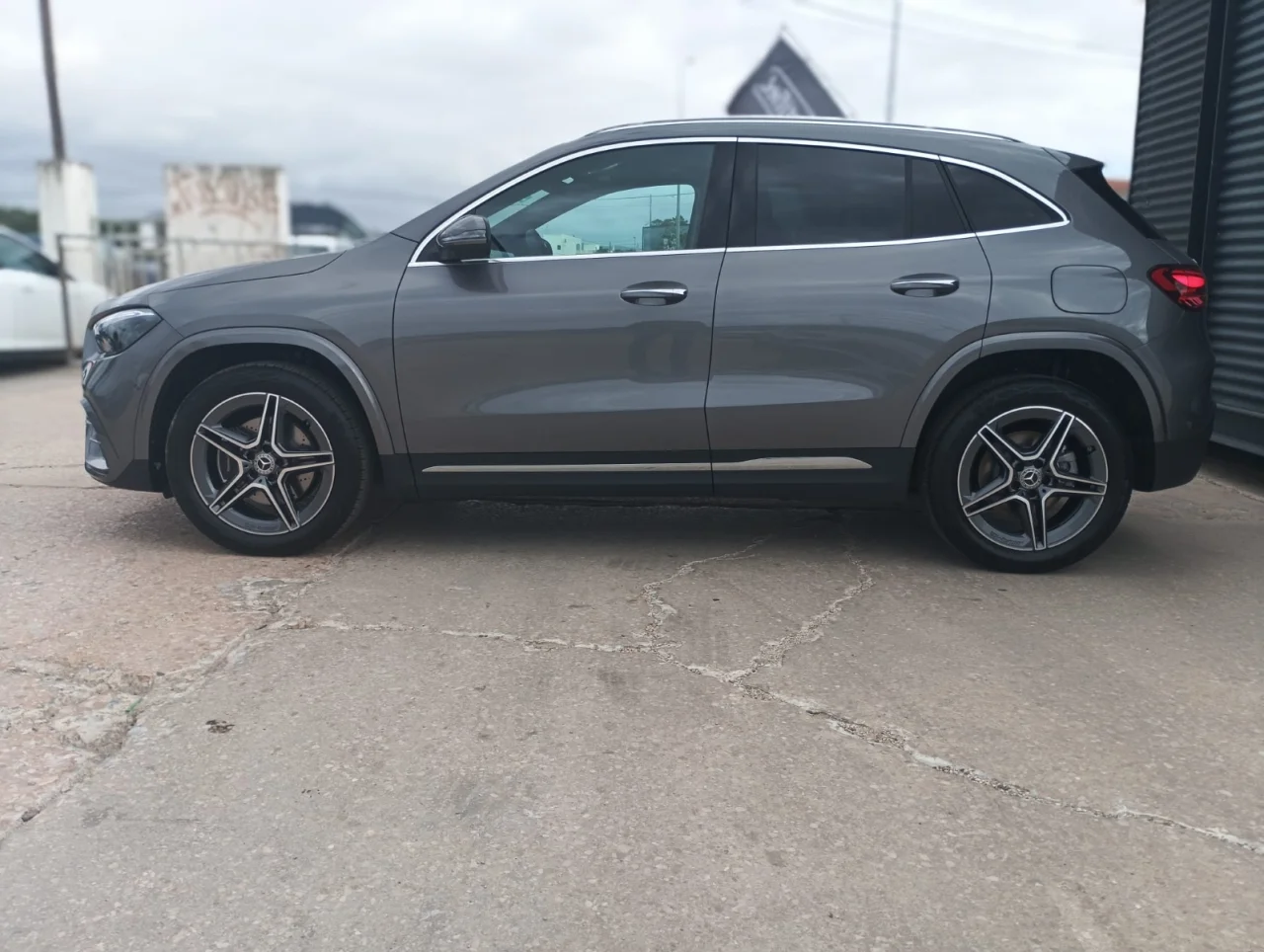 Mercedes GLA 250e AMG - PHEV 6