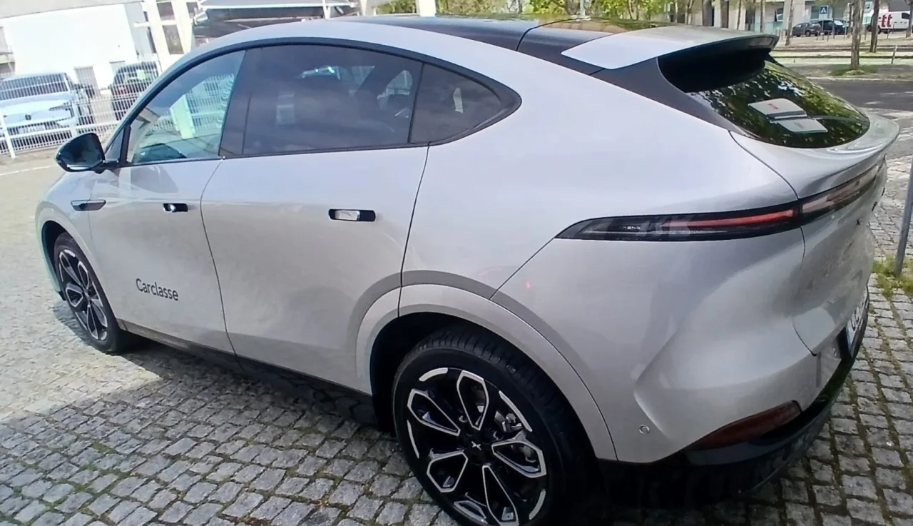 Xpeng	G6 MY 25	RWD LONG RANGE 80,8 Kwh 13