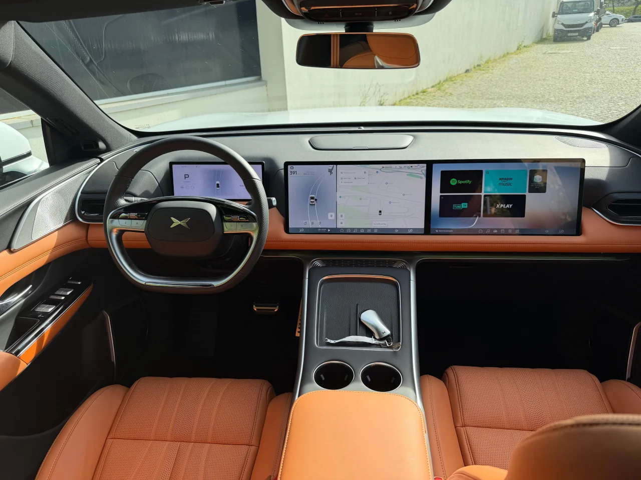 Xpeng	G9	AWD PERFORMANCE 98kWh 1