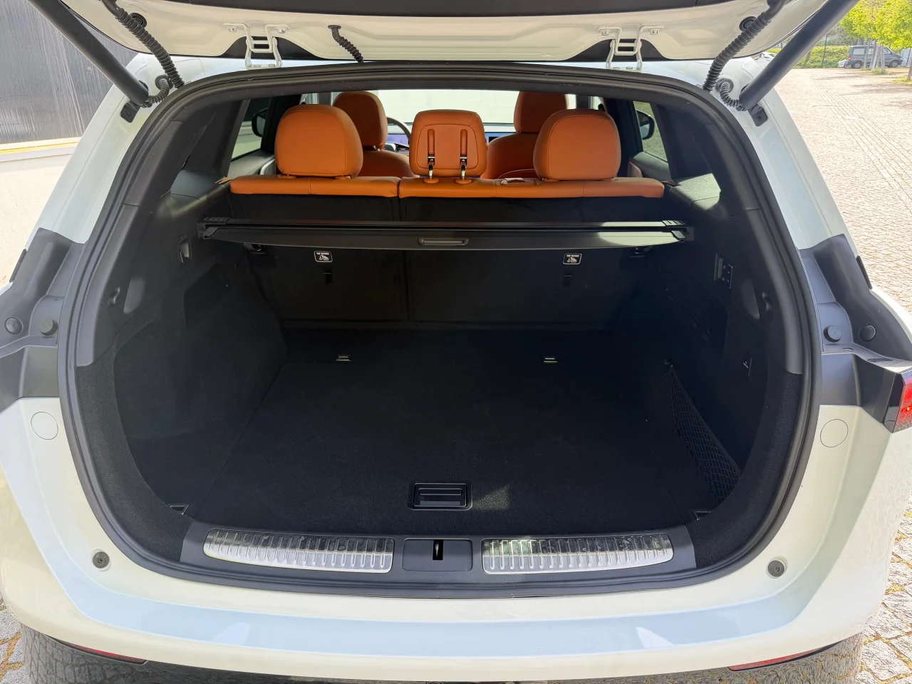 Xpeng	G9	AWD PERFORMANCE 98kWh 7