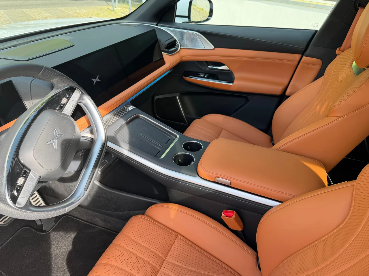 Xpeng	G9	AWD PERFORMANCE 98kWh 11