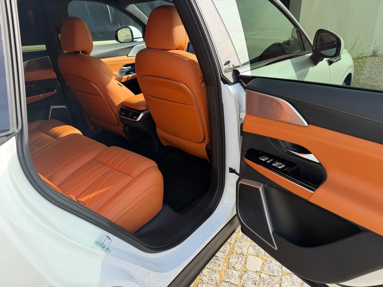 Xpeng	G9	AWD PERFORMANCE 98kWh 12