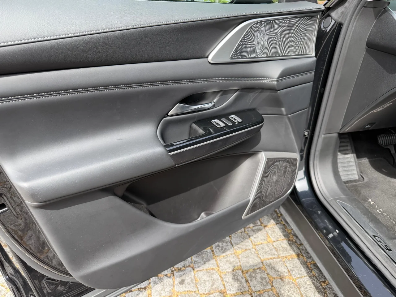 Xpeng	G9 MY 25	RWD Standard Range 79kwh 13