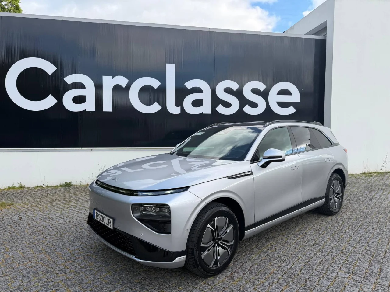 Xpeng	G9 RWD Long Range 98kWh - Pack Premium