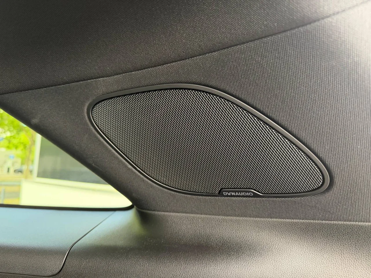 Xpeng	G9 RWD Long Range 98kWh - Pack Premium 13