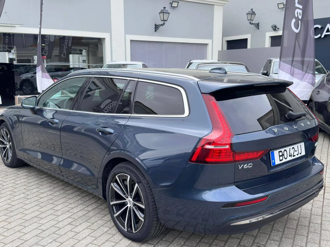 Volvo V60 T6 Core 5